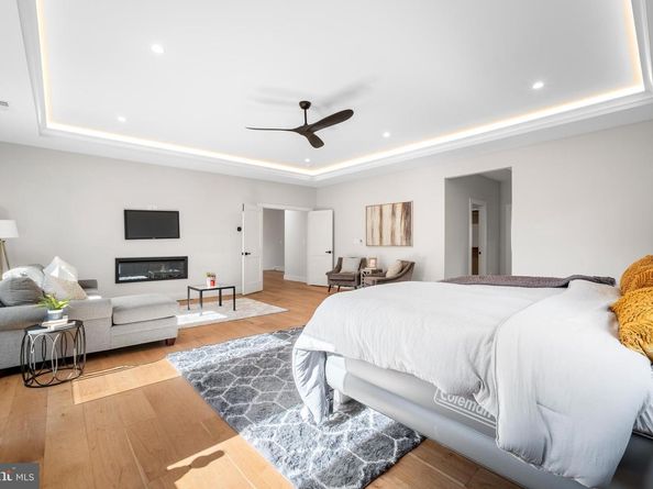 8023 Lewinsville Road, Mclean VA 22102