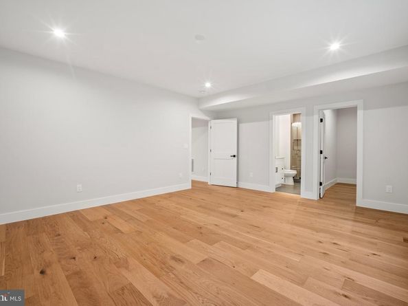 8023 Lewinsville Road, Mclean VA 22102