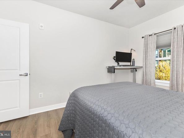 12865 Mosaic Park Way 3J, Herndon VA 20171