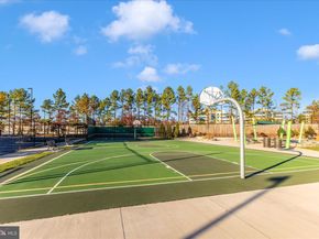 12865 Mosaic Park Way 3J, Herndon VA 20171