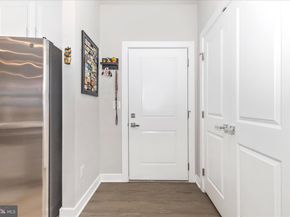 12865 Mosaic Park Way 3J, Herndon VA 20171