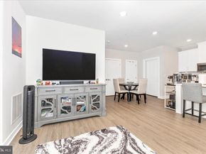 12865 Mosaic Park Way 3J, Herndon VA 20171