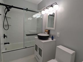 1300 S Arlington Ridge Road 702, Arlington VA 22202