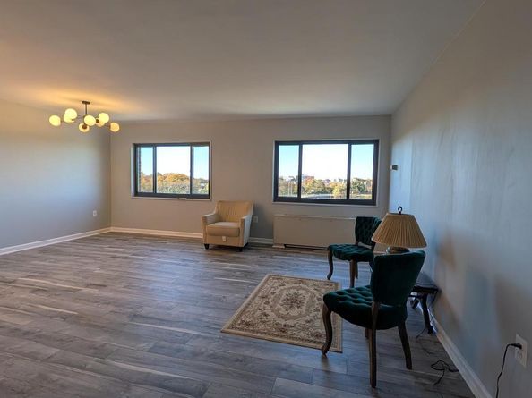 1300 S Arlington Ridge Road 702, Arlington VA 22202