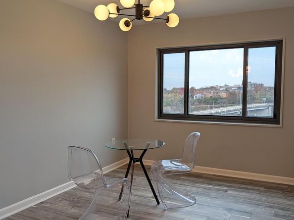 1300 S Arlington Ridge Road 702, Arlington VA 22202