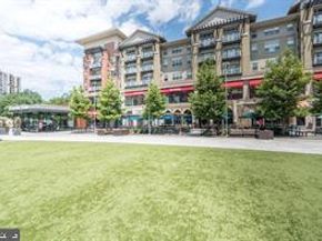 1300 S Arlington Ridge Road 702, Arlington VA 22202