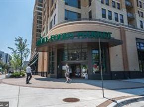 1300 S Arlington Ridge Road 702, Arlington VA 22202