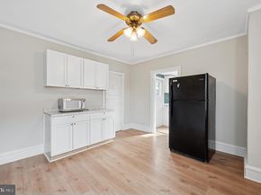 11 S Cedar Lane, Upper Darby PA 19082