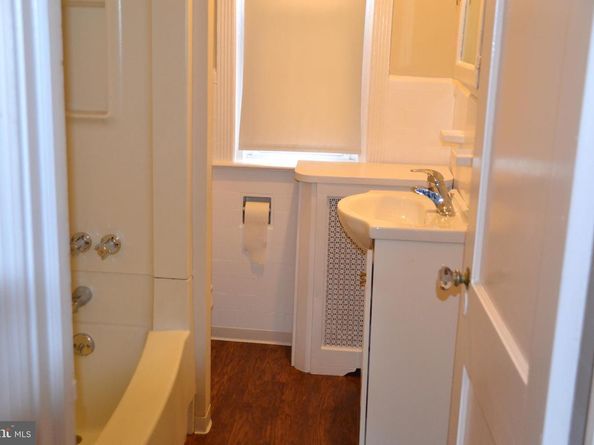 7042 Clinton Road, Upper Darby PA 19082