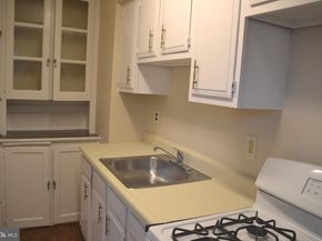 7042 Clinton Road, Upper Darby PA 19082