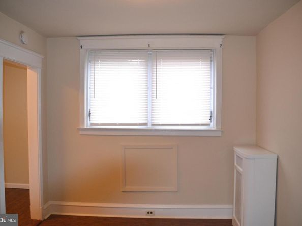 7042 Clinton Road, Upper Darby PA 19082