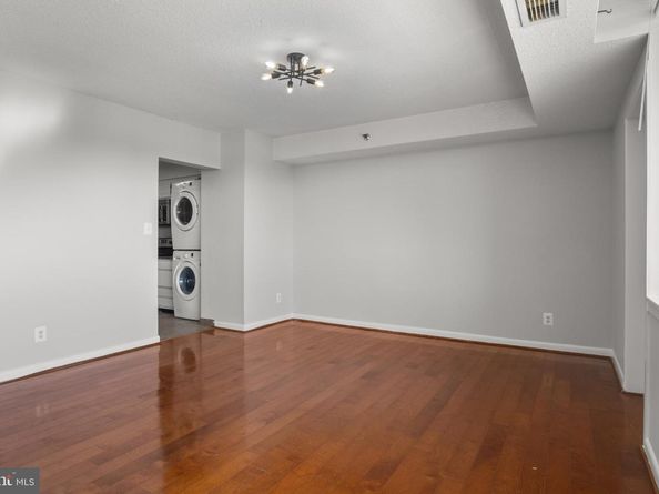 3709 S George Mason Drive 613 E, Falls Church VA 22041