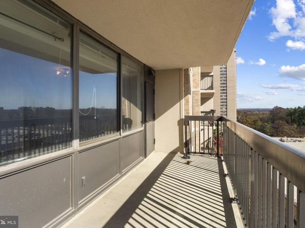 3709 S George Mason Drive 613 E, Falls Church VA 22041