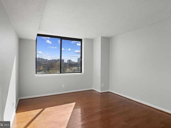 3709 S George Mason Drive 613 E, Falls Church VA 22041