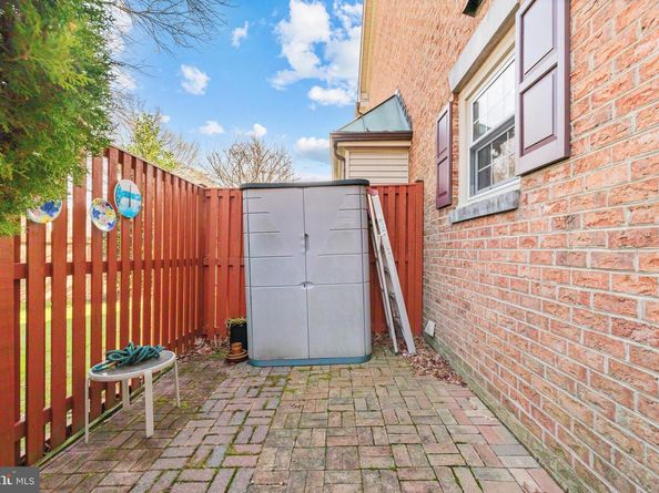 6260 Chaucer Lane, Alexandria VA 22304