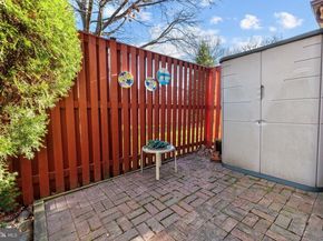 6260 Chaucer Lane, Alexandria VA 22304