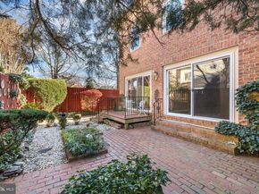 6260 Chaucer Lane, Alexandria VA 22304