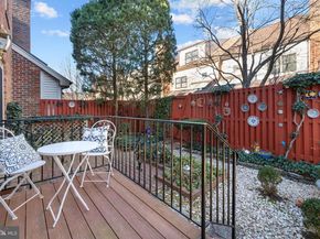 6260 Chaucer Lane, Alexandria VA 22304