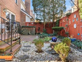 6260 Chaucer Lane, Alexandria VA 22304