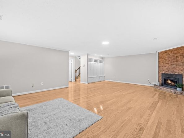 6260 Chaucer Lane, Alexandria VA 22304