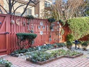 6260 Chaucer Lane, Alexandria VA 22304