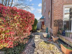 6260 Chaucer Lane, Alexandria VA 22304