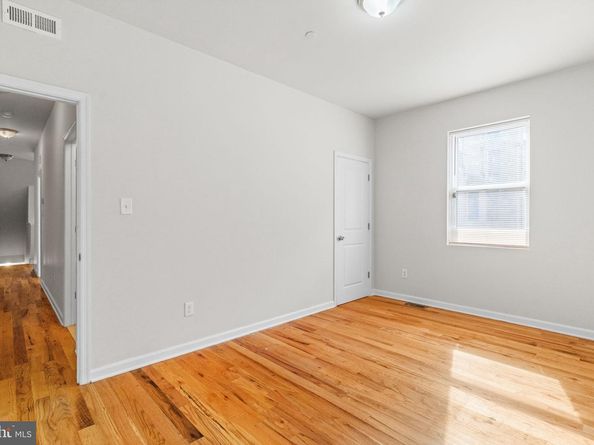 2106 N 17TH Street, Philadelphia PA 19121