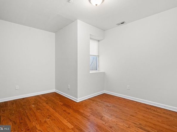 2106 N 17TH Street, Philadelphia PA 19121