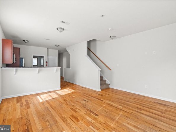 2106 N 17TH Street, Philadelphia PA 19121