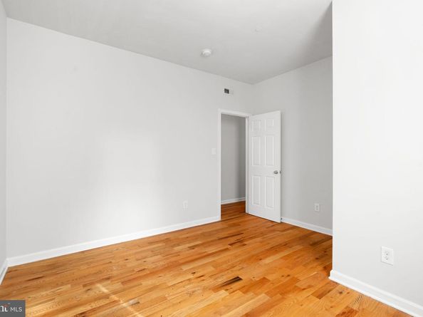 2106 N 17TH Street, Philadelphia PA 19121