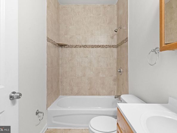 2106 N 17TH Street, Philadelphia PA 19121