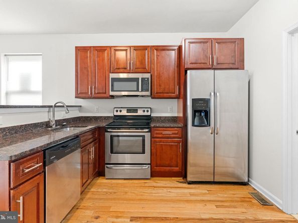 2106 N 17TH Street, Philadelphia PA 19121