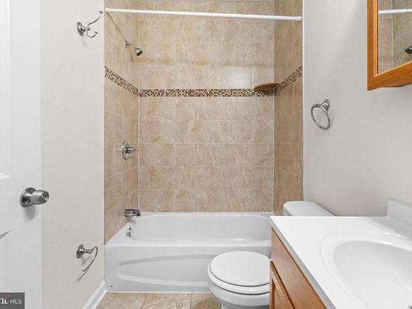 2106 N 17TH Street, Philadelphia PA 19121