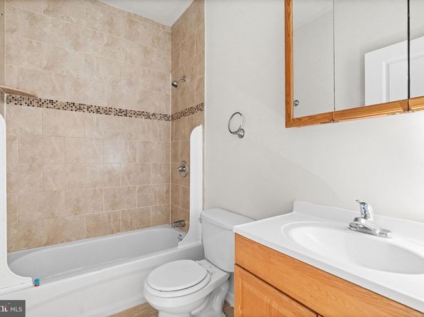 2106 N 17TH Street, Philadelphia PA 19121