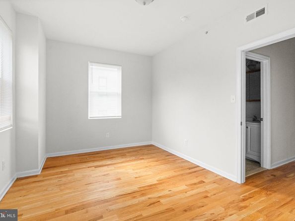 2106 N 17TH Street, Philadelphia PA 19121