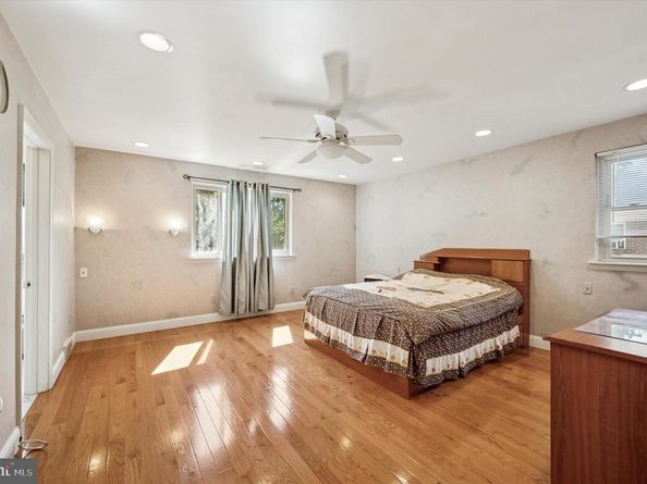 1200 Gainsboro Road, Bala Cynwyd PA 19004