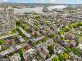 254 S 3rd Street, Philadelphia PA 19106