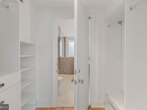 254 S 3rd Street, Philadelphia PA 19106