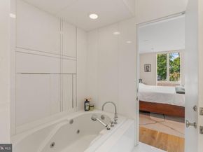 254 S 3rd Street, Philadelphia PA 19106