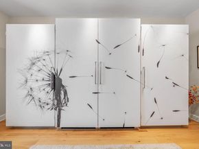 254 S 3rd Street, Philadelphia PA 19106