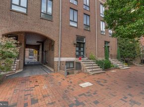 254 S 3rd Street, Philadelphia PA 19106