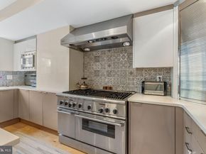 254 S 3rd Street, Philadelphia PA 19106