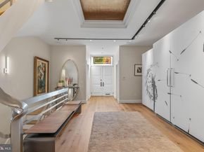 254 S 3rd Street, Philadelphia PA 19106