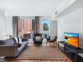 2465 18TH Street NW 4, Washington DC 20009