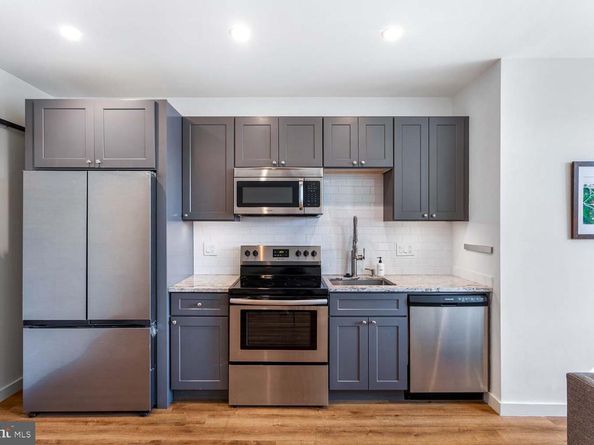 2465 18TH Street NW 4, Washington DC 20009