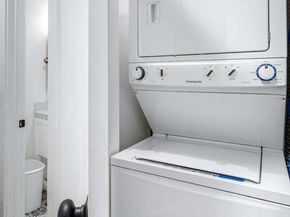 2465 18TH Street NW 4, Washington DC 20009