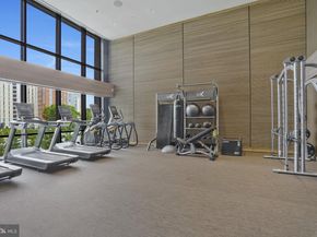 1781 N Pierce Street 1404, Arlington VA 22209