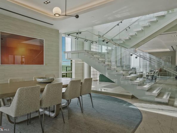 1781 N Pierce Street 1404, Arlington VA 22209