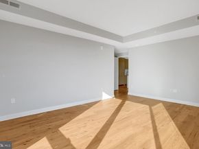 1781 N Pierce Street 1404, Arlington VA 22209