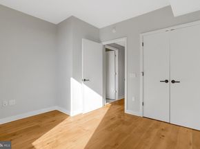 1781 N Pierce Street 1404, Arlington VA 22209